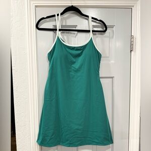 Pink Lily Green dress size M